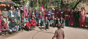बैतडीको पुर्चाैडीमा नेपाली कांग्रेस टोल कमिटि गठन गर्दै 